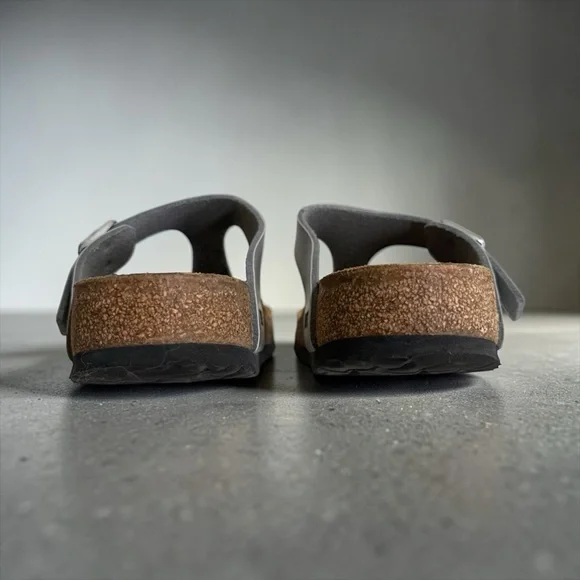 Birkenstock Silver Women’s Toe-Post Sandals! Size 9 / 9.5 / 40 (EUR) - Picture 4 of 12